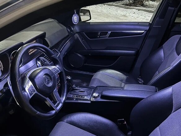 2012 Mercedes-Benz C-Класс 200 III (W204) Рестайлинг, белый, 1270000 рублей - вид 3