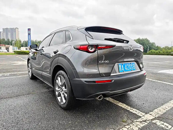 2025 Mazda CX-30 I, чёрный, 2111255 рублей - вид 6