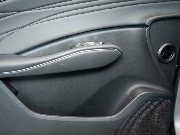 2026 Omoda C7, серый, 3099000 рублей - вид 16
