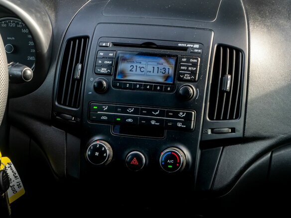 2010 Hyundai i30 I Рестайлинг, чёрный, 580000 рублей - вид 28