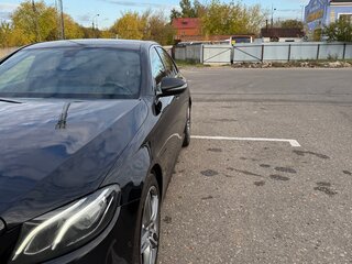 2019 Mercedes-Benz E-Класс 200 V (W213, S213, C238), чёрный, 4000000 рублей, вид 1