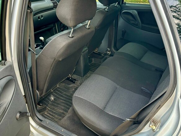 2013 Lada (ВАЗ) Kalina I, серебристый, 320000 рублей - вид 17