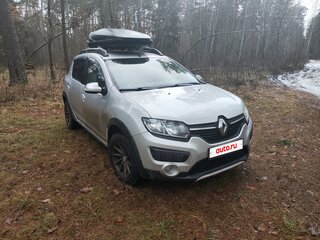 2015 Renault Sandero Stepway II, серебристый, 830000 рублей, вид 3
