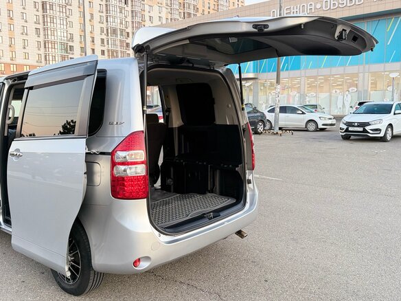 2010 Toyota Noah II (R70), серый - вид 10