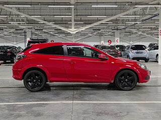 2010 Opel Astra GTC H Рестайлинг, красный, 430000 рублей, вид 4