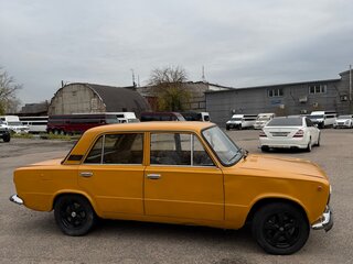 1982 Lada (ВАЗ) 2101, жёлтый, 140000 рублей, вид 3