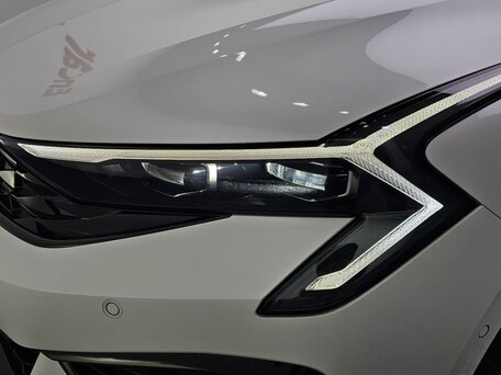 2024 Kia K5 LPi III Рестайлинг, белый, 2290000 рублей, вид 4