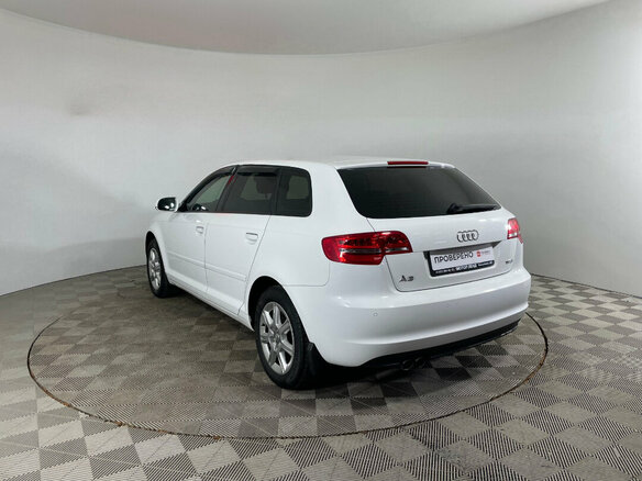 2012 Audi A3 II (8P) Рестайлинг 2, белый, 886000 рублей - вид 6