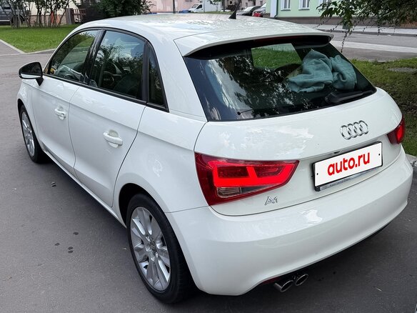 2013 Audi A1 I (8X), белый - вид 14