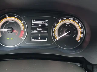 2023 Lada (ВАЗ) Vesta I Рестайлинг (NG), белый, 1285000 рублей, вид 1