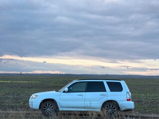 2005 Subaru Forester II Рестайлинг, белый, 910000 рублей, вид 5