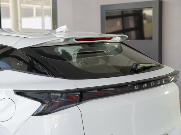 2026 Omoda C5 II, белый, 3200000 рублей - вид 11