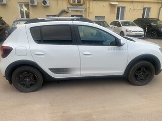 2018 Renault Sandero Stepway II, белый, 880000 рублей, вид 3