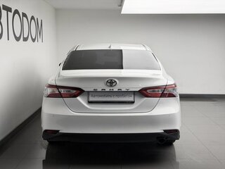2020 Toyota Camry VIII (XV70), белый, 2472000 рублей, вид 5