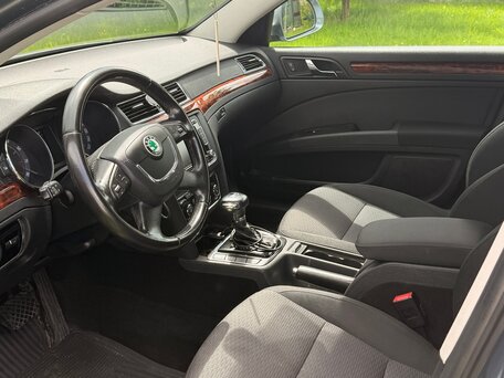2009 Skoda Superb DSG II, серебристый, 756000 рублей, вид 5
