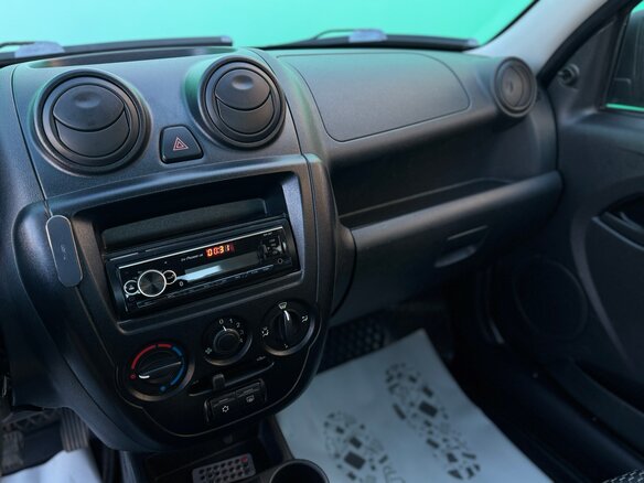 2016 Lada (ВАЗ) Granta I, серый, 475000 рублей - вид 12