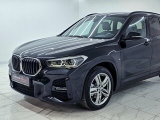 2019 BMW X1 18d xDrive II (F48) Рестайлинг, чёрный, 3130000 рублей, вид 2