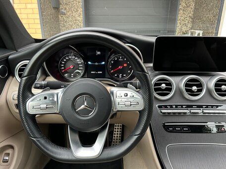2020 Mercedes-Benz C-Класс 180 IV (W205) Рестайлинг, чёрный, 3900000 рублей, вид 2