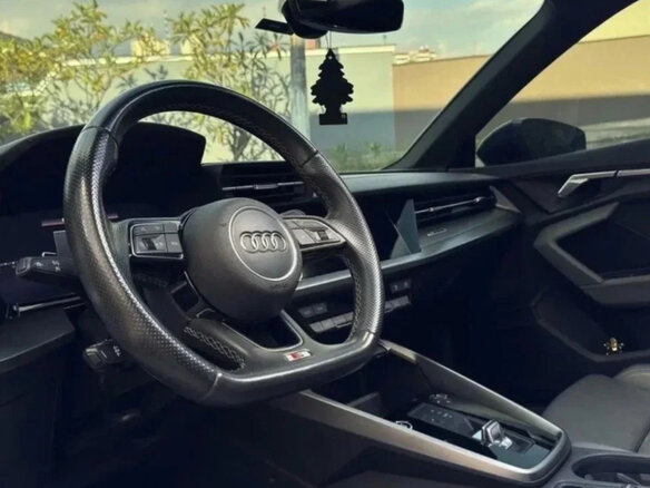 2023 Audi A3 35 TFSI Long IV (8Y), чёрный, 2160000 рублей - вид 5