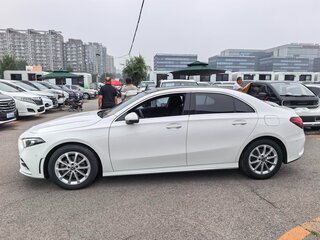 2023 Mercedes-Benz A-Класс 180 Long IV (W177) Рестайлинг, белый, 1710000 рублей, вид 3