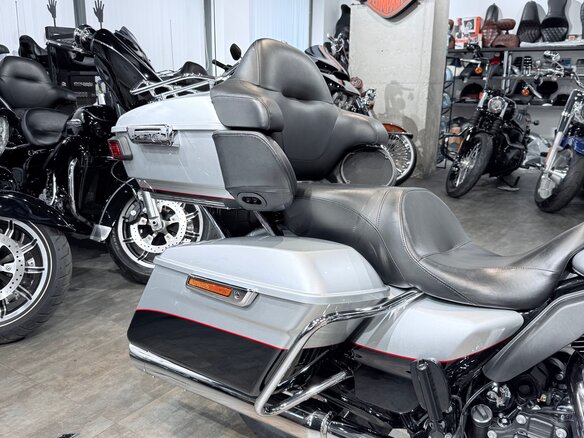2015 Harley-Davidson Electra Glide, серебристый, 1399000 рублей - вид 15