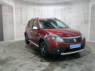2012 Renault Sandero Stepway I, красный, 595000 рублей, вид 3