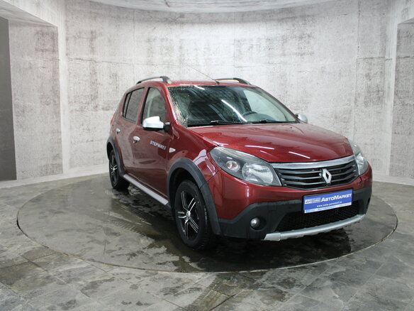 2012 Renault Sandero Stepway I, красный, 595000 рублей - вид 2