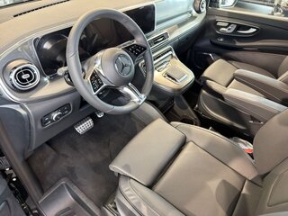 2026 Mercedes-Benz V-Класс Extra Long 300 d экстра длинный III (W447) Рестайлинг 2, чёрный, 15400000 рублей, вид 2