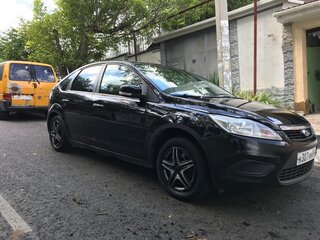 2008 Ford Focus II Рестайлинг, чёрный, 380000 рублей, вид 3