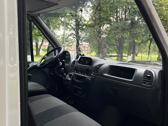 2015 Mercedes-Benz Sprinter Classic, белый, 1400000 рублей - вид 10