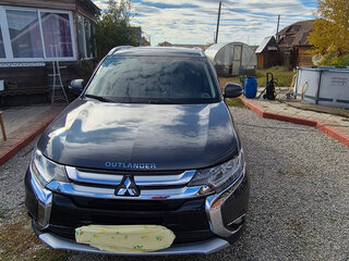 2016 Mitsubishi Outlander III Рестайлинг 2, серый, 1700000 рублей, вид 1
