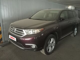 2011 Toyota Highlander II (XU40) Рестайлинг, пурпурный, 3000000 рублей, вид 1