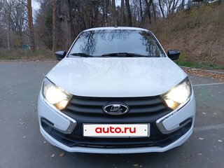 2020 Lada (ВАЗ) Granta I Рестайлинг, белый, 620000 рублей, вид 2