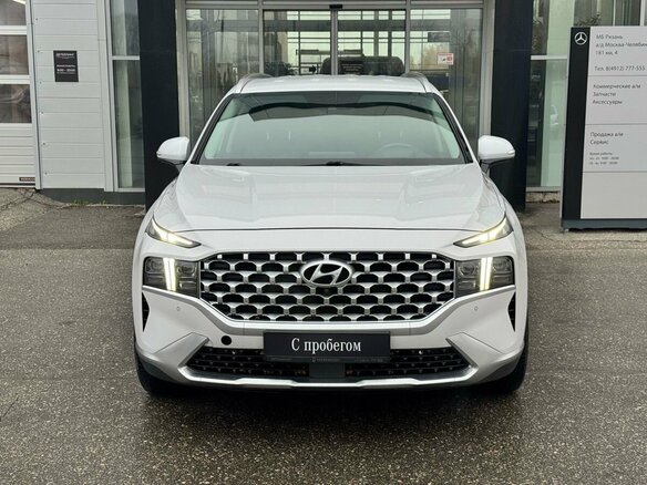 2021 Hyundai Santa Fe IV Рестайлинг, белый, 3067000 рублей - вид 1