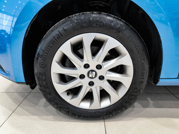 2013 SEAT Leon III, голубой, 750000 рублей - вид 17