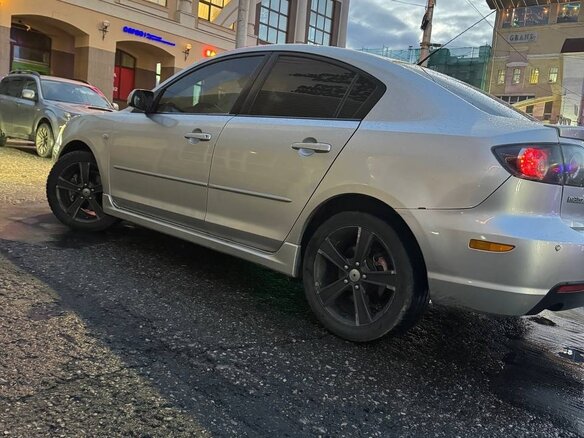 2008 Mazda 3 5-speed I (BK) Рестайлинг, серебристый, 460000 рублей - вид 5