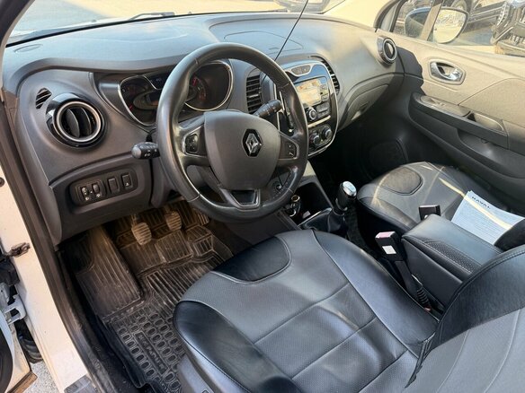 2017 Renault Kaptur I, белый, 1450000 рублей - вид 4