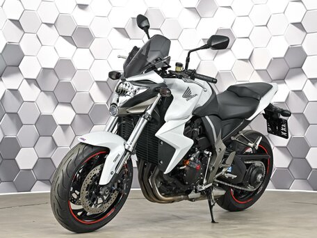 2009 Honda CB 1000R, белый, 677000 рублей, вид 2