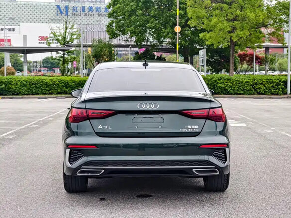 2023 Audi A3 35 TFSI IV (8Y), зелёный, 2250000 рублей - вид 5