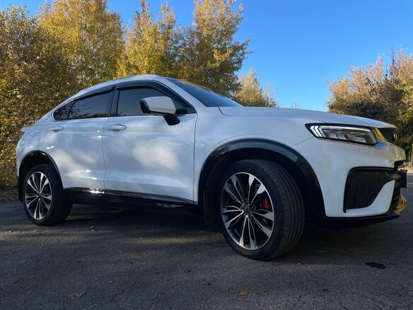 2024 Geely Tugella I Рестайлинг, белый, 2850000 рублей - вид 7