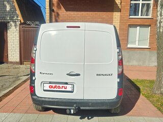 2015 Renault Kangoo II Рестайлинг, белый, 930000 рублей, вид 3