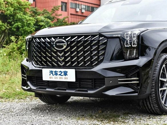 2026 GAC Trumpchi GS8 II, чёрный, 4260000 рублей - вид 1