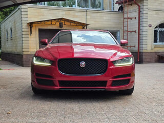 2016 Jaguar XE EcoBoost I, красный, 1777000 рублей, вид 2
