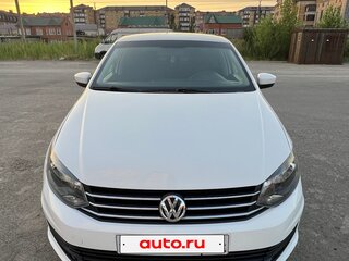 2015 Volkswagen Polo V Рестайлинг, белый, 555000 рублей, вид 2