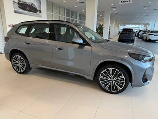 2026 BMW X1 Long 25Li xDrive III (U11/U12), серый, 6150000 рублей, вид 3