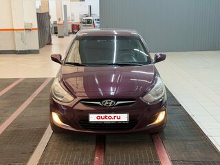 2012 Hyundai Solaris I, фиолетовый, 870000 рублей, вид 3