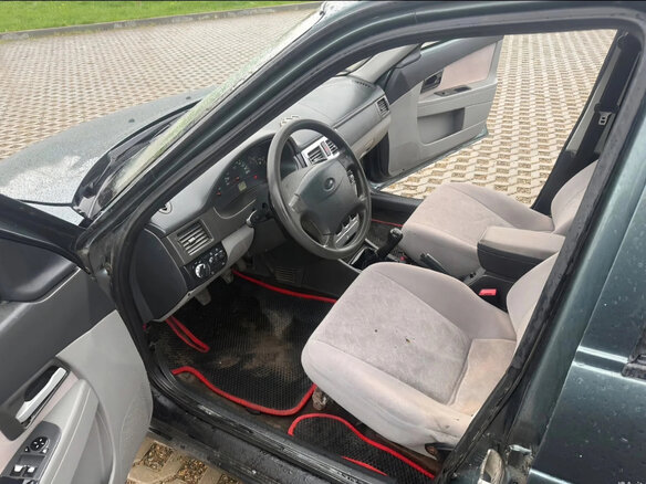 2008 Lada (ВАЗ) Priora I, серый, 135000 рублей - вид 9