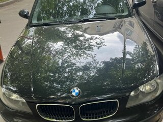 2009 BMW 1 серии 116i I (E81/E82/E87/E88) Рестайлинг, чёрный, 650000 рублей, вид 1