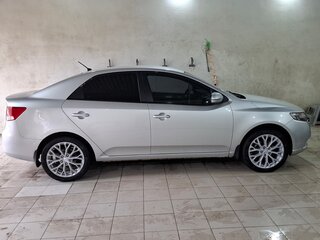 2012 Kia Cerato 6-speed II, серебристый, 1020000 рублей, вид 2