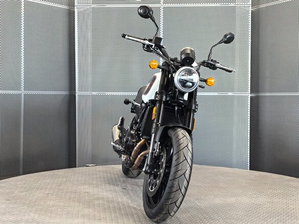 2023 Harley-Davidson X500, белый, 549000 рублей - вид 2